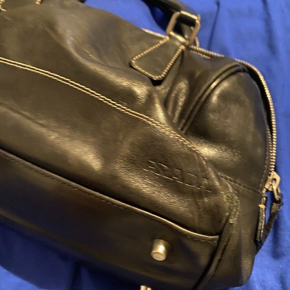 Black Leather  Prada Doctors bag - Picture 16 of 16
